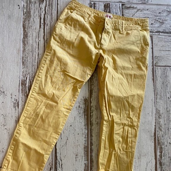 Yellow chinos, like NEW! ☀️the perfect summer pant - Picture 1 of 10